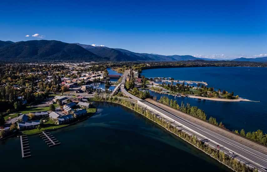 Experience Lakeside Bliss in Sandpoint Lake, Idaho: Choose Alpine Property Management for an Unforgettable Vacation Rental